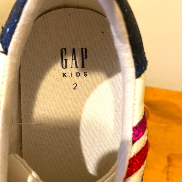 GAP Youth Girls Rainbow Sneakers Crazy Stripe Glitter sz 2 silver glitter laces - Picture 7 of 13